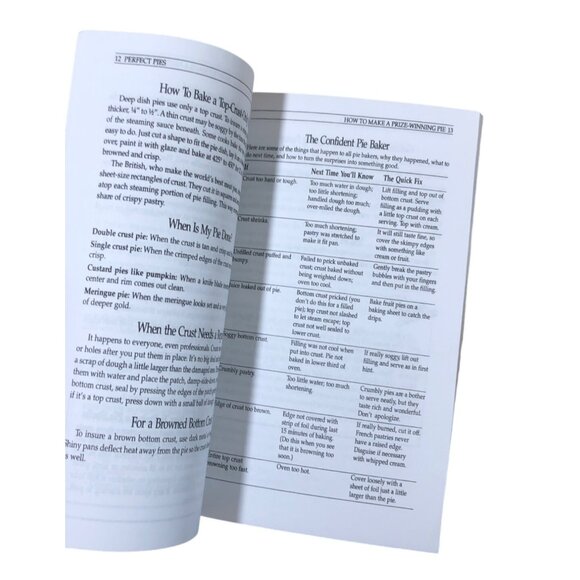 Old Bay Recipes Lot of 4 Cookbooks Seafood One-Pot Meals & Pies Baking - Picture 6 of 12